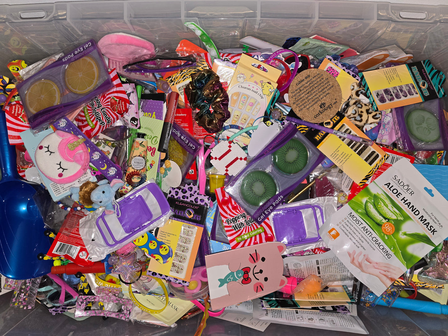 Miscellaneous Bin Scoop