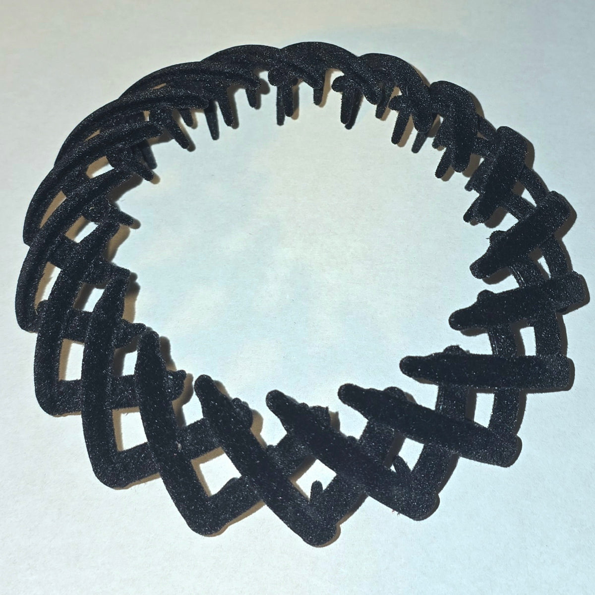 Bird Nest Magic Hair Clip Black