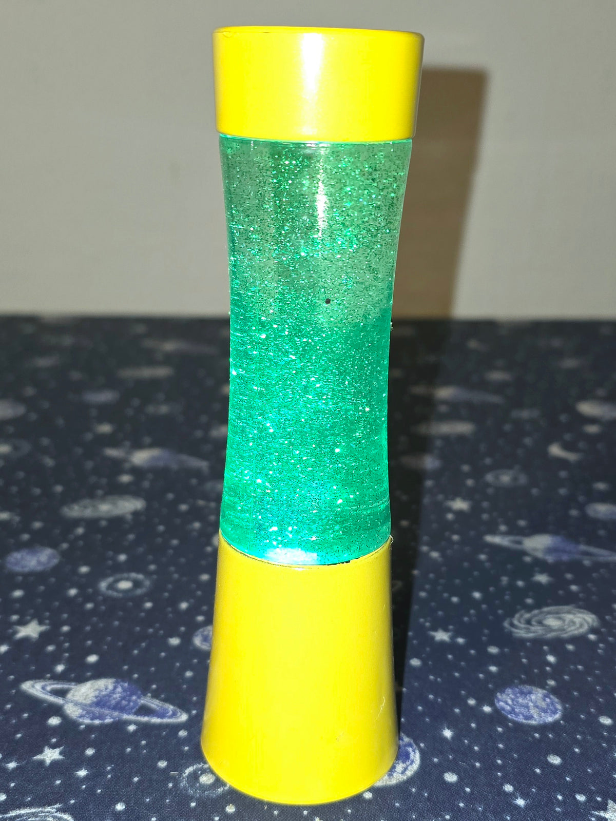 Light-Up Glitter Sensory Tube Yellow