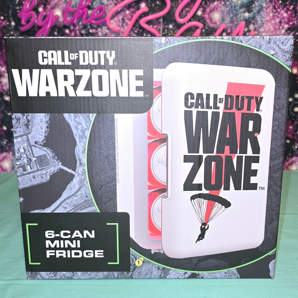 Call of Duty Warzone 6-Can Mini Fridge
