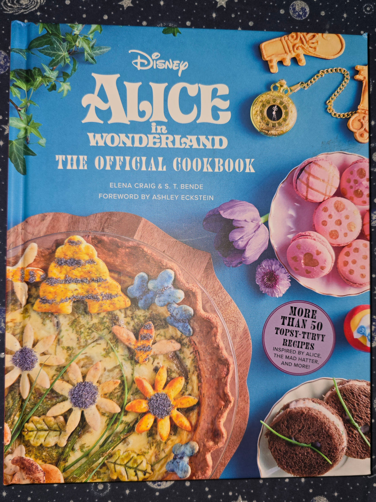 Cookbook Alice in Wonderland