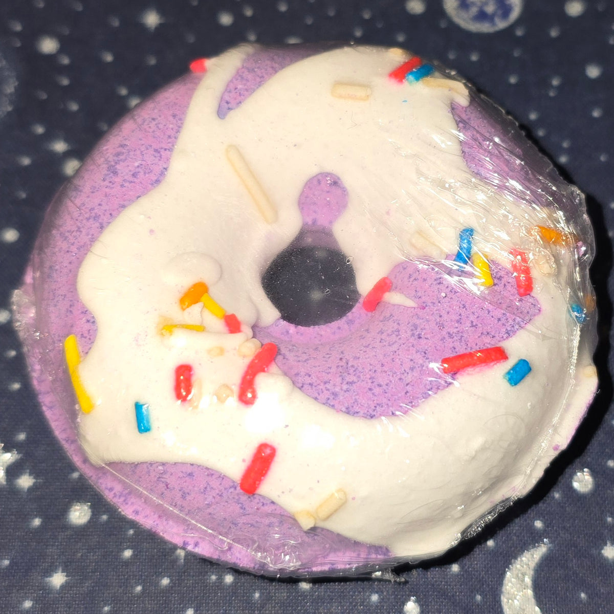 Donut Bath Bomb w/Surprise