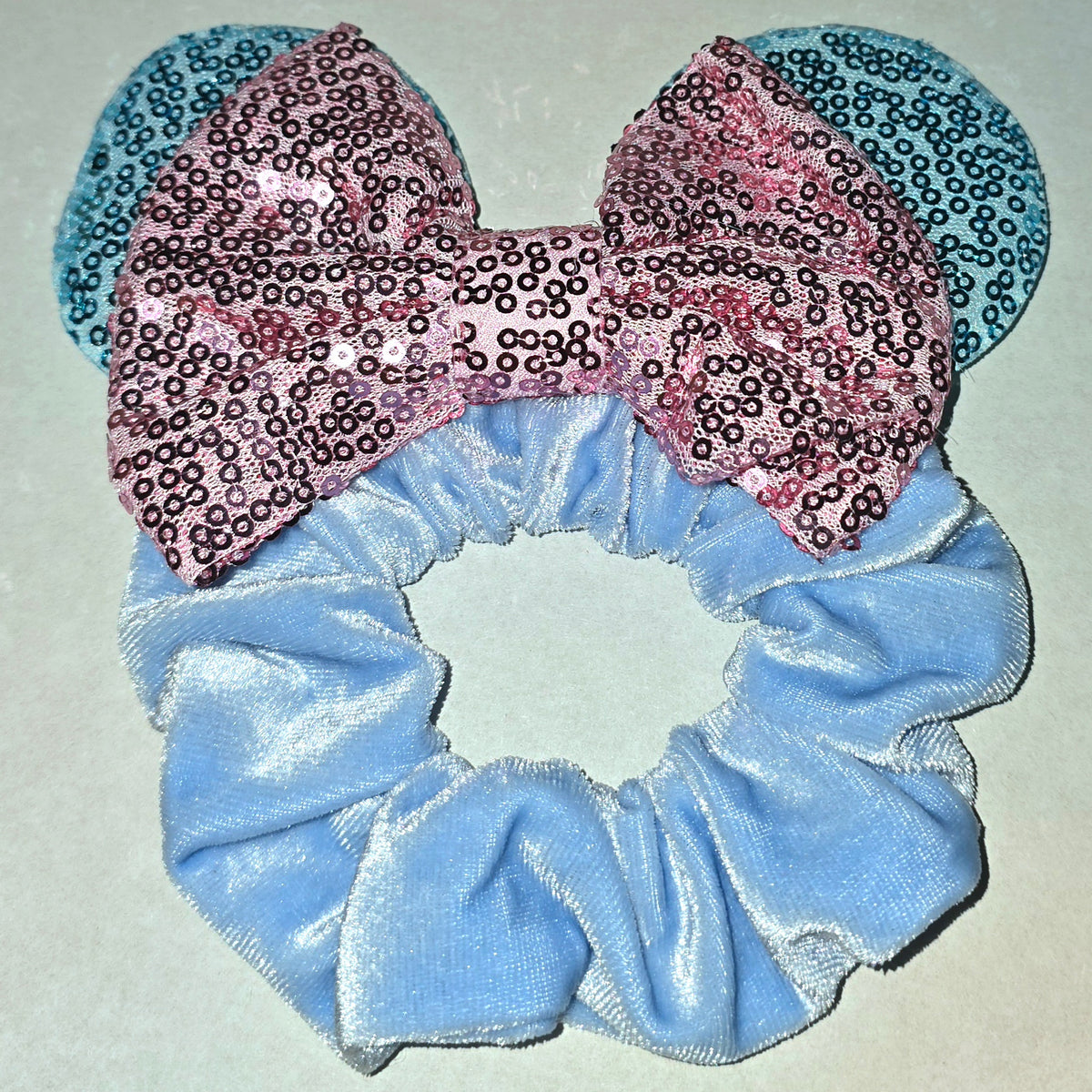 Scrunchy Minnie Mouse Blue Pink