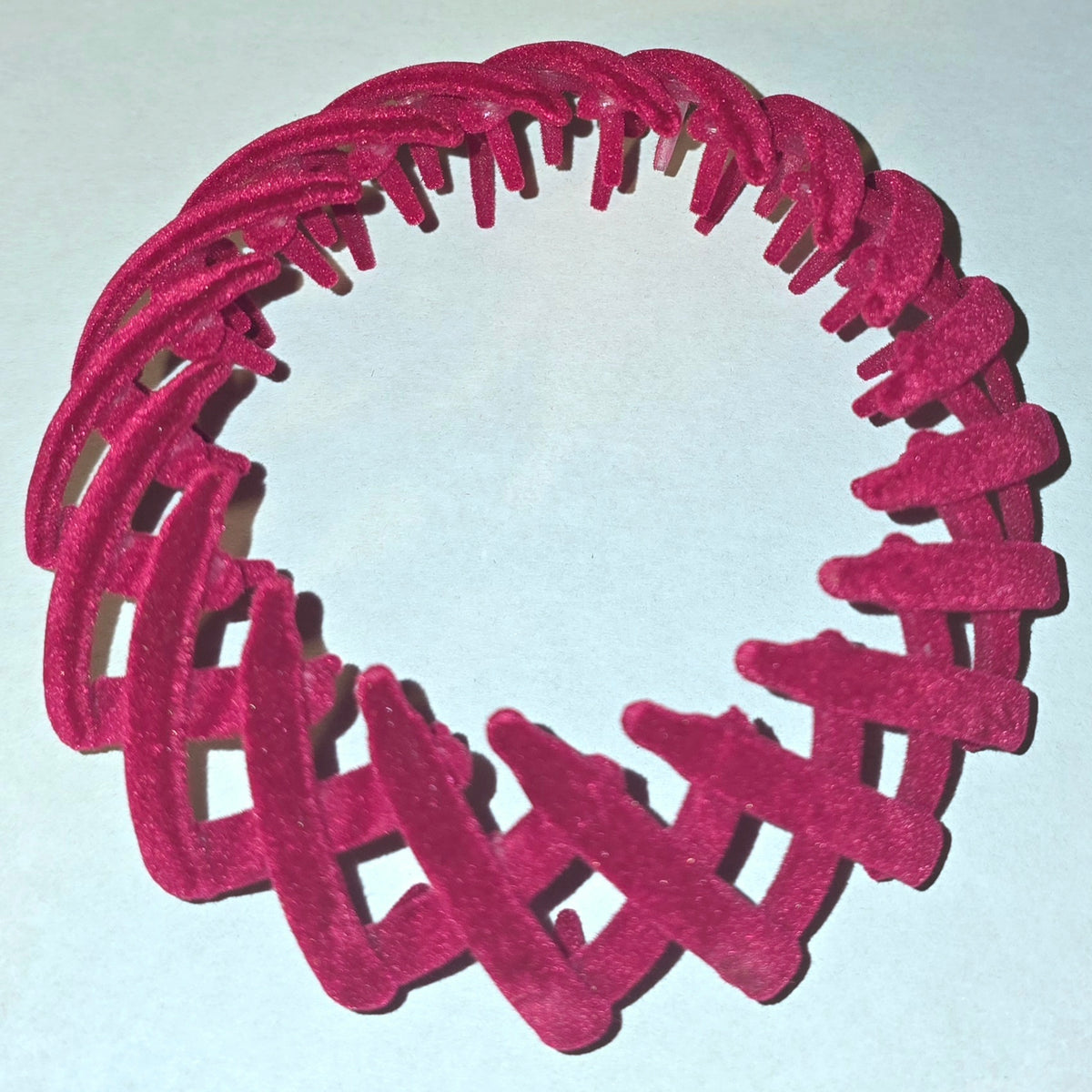 Bird Nest Magic Hair Clip Red