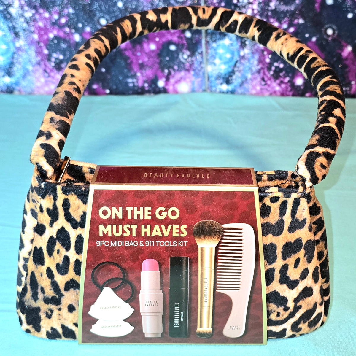 On the Go Must Haves w/Handbag